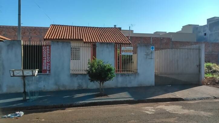 #3268 - Casa para Venda em Arapongas - PR