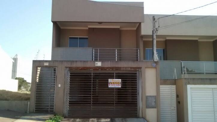 #3547 - Sobrado para Venda em Arapongas - PR