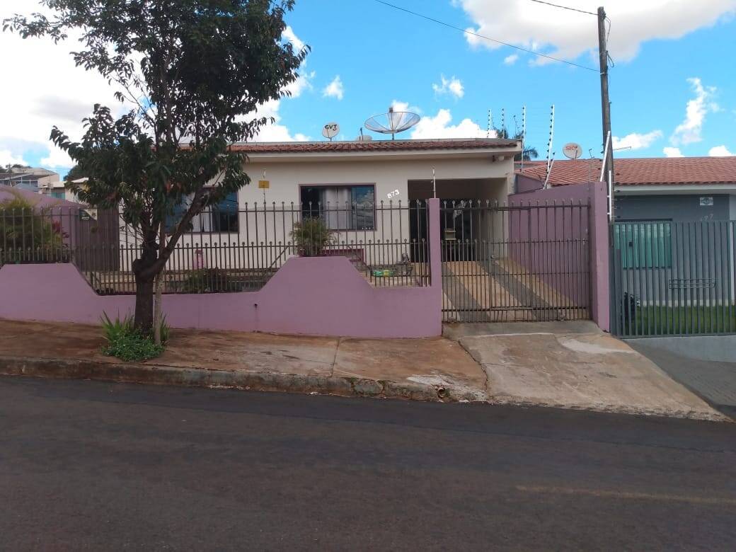 #4135 - Casa para Venda em Arapongas - PR