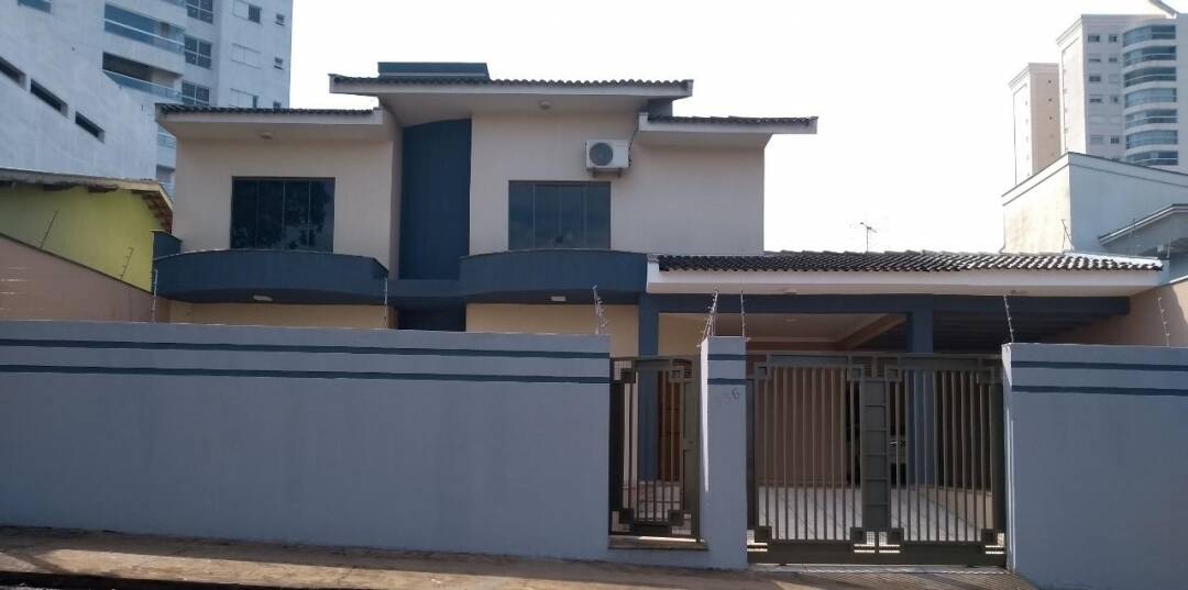 #4234 - Casa para Venda em Arapongas - PR