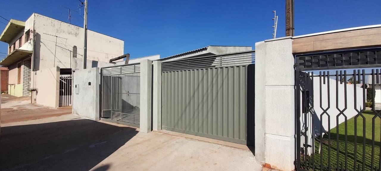 #4472 - Casa para Venda em Arapongas - PR