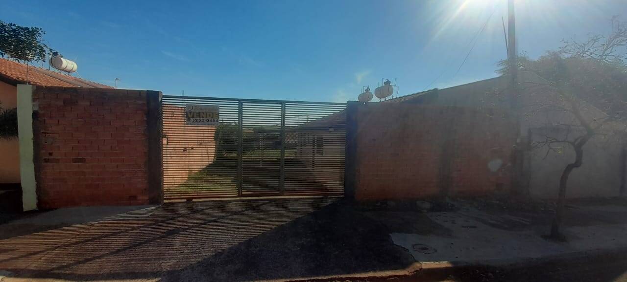 #4518 - Casa para Venda em Arapongas - PR