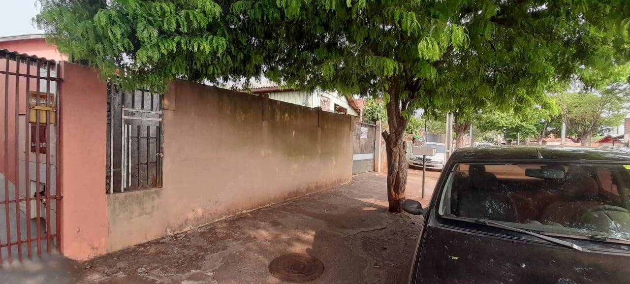 #4542 - Casa para Venda em Arapongas - PR