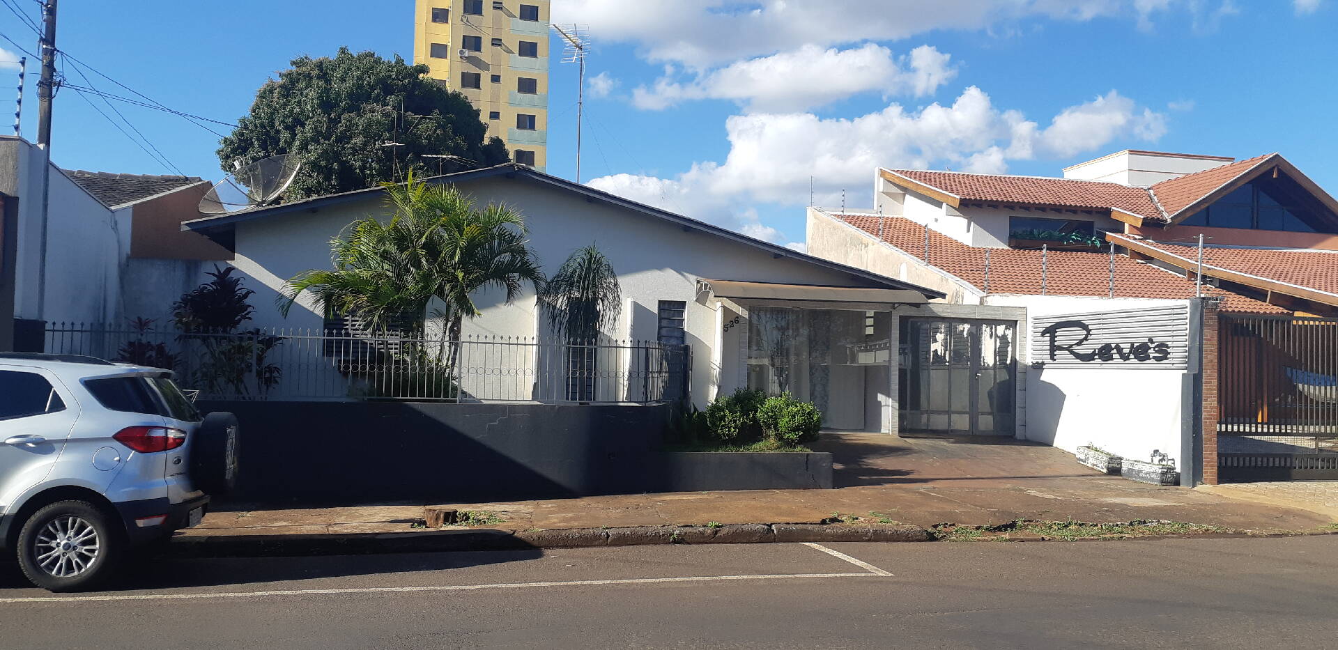 #4555 - Sala para Venda em Arapongas - PR