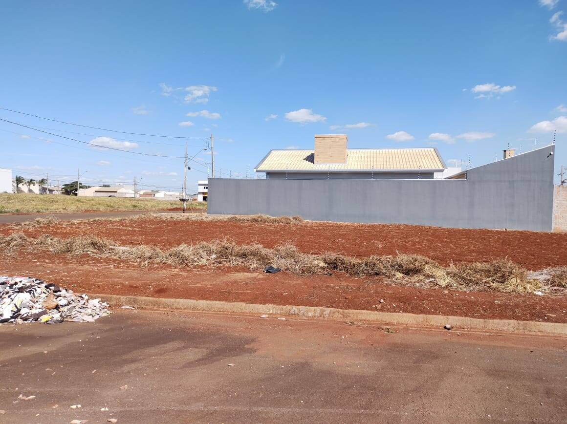 #4561 - Terreno para Venda em Arapongas - PR