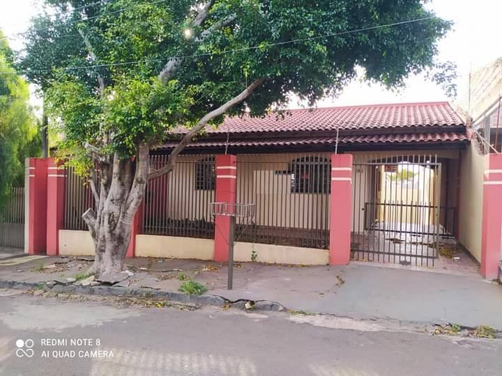 #5027 - Casa para Venda em Arapongas - PR