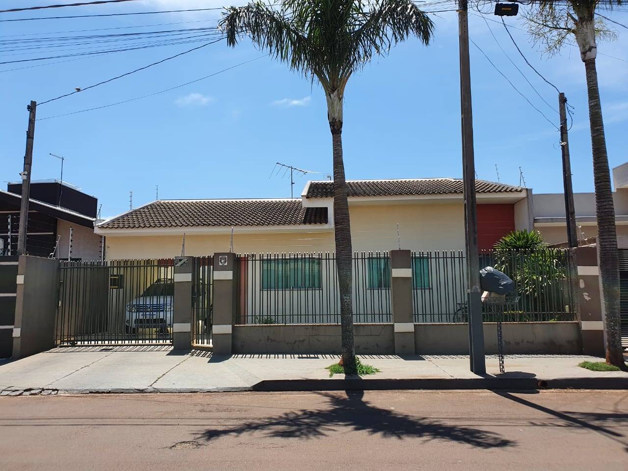 #5047 - Casa para Venda em Arapongas - PR