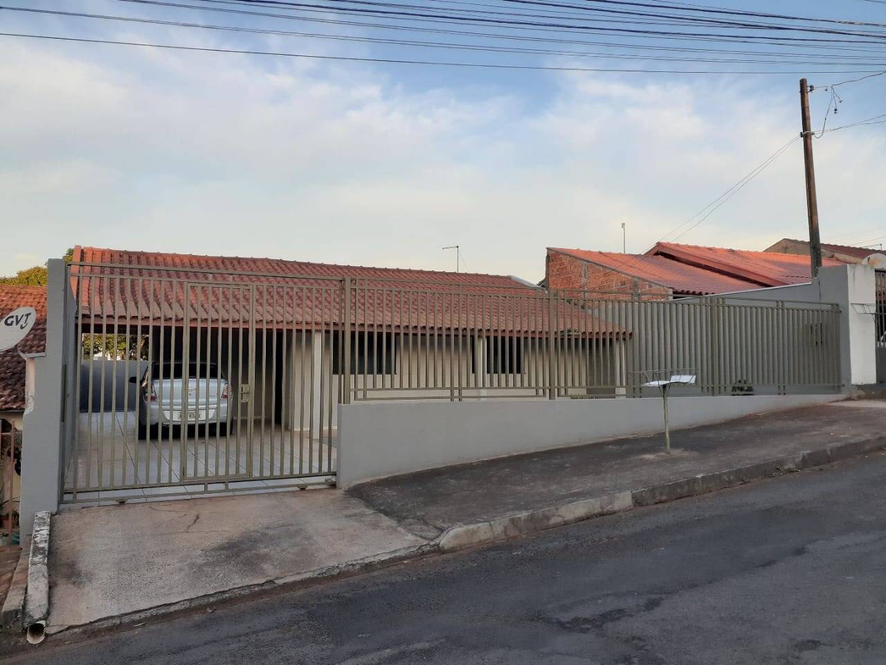 #5093 - Casa para Venda em Arapongas - PR