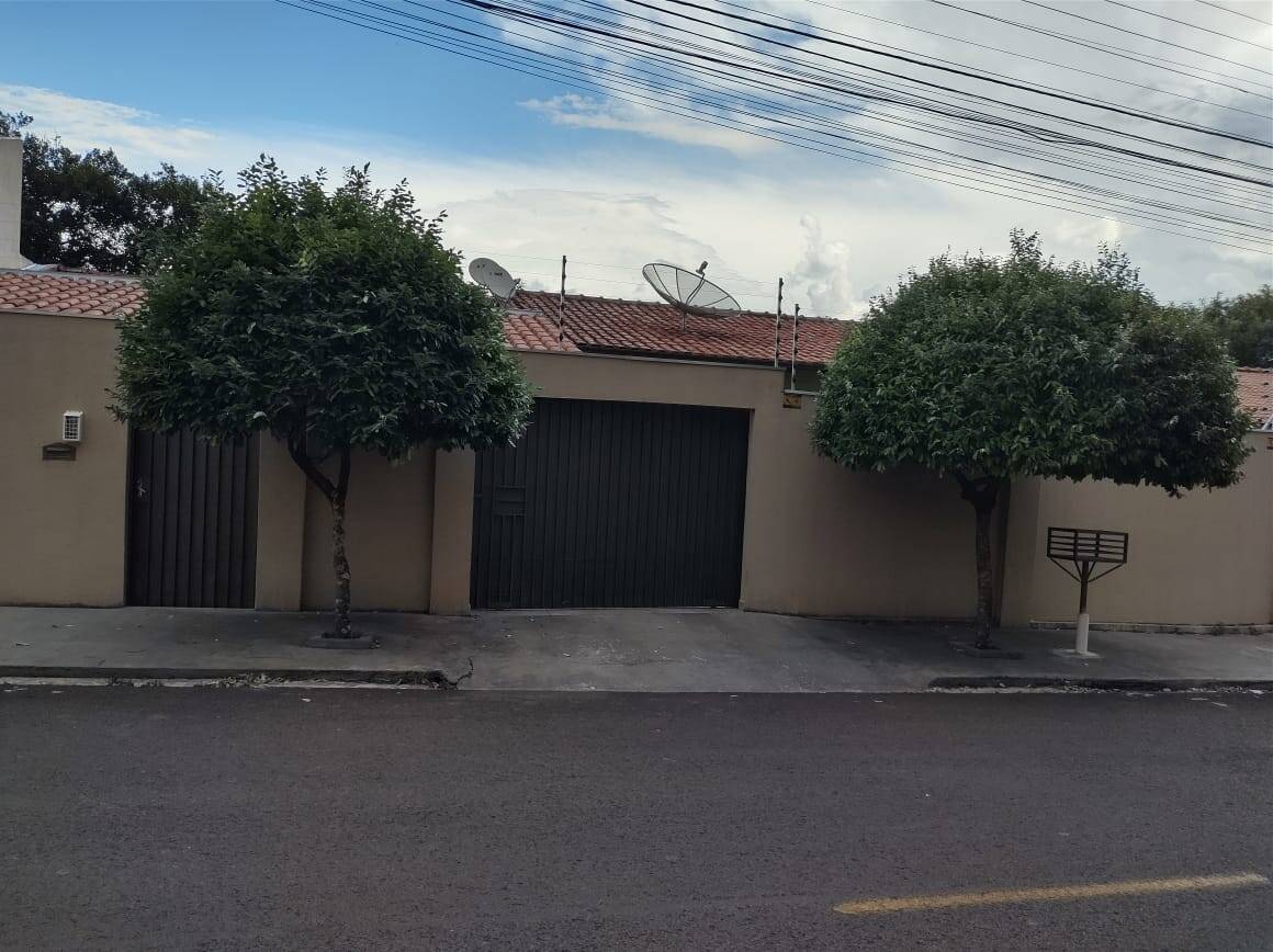 #5204 - Casa para Venda em Arapongas - PR