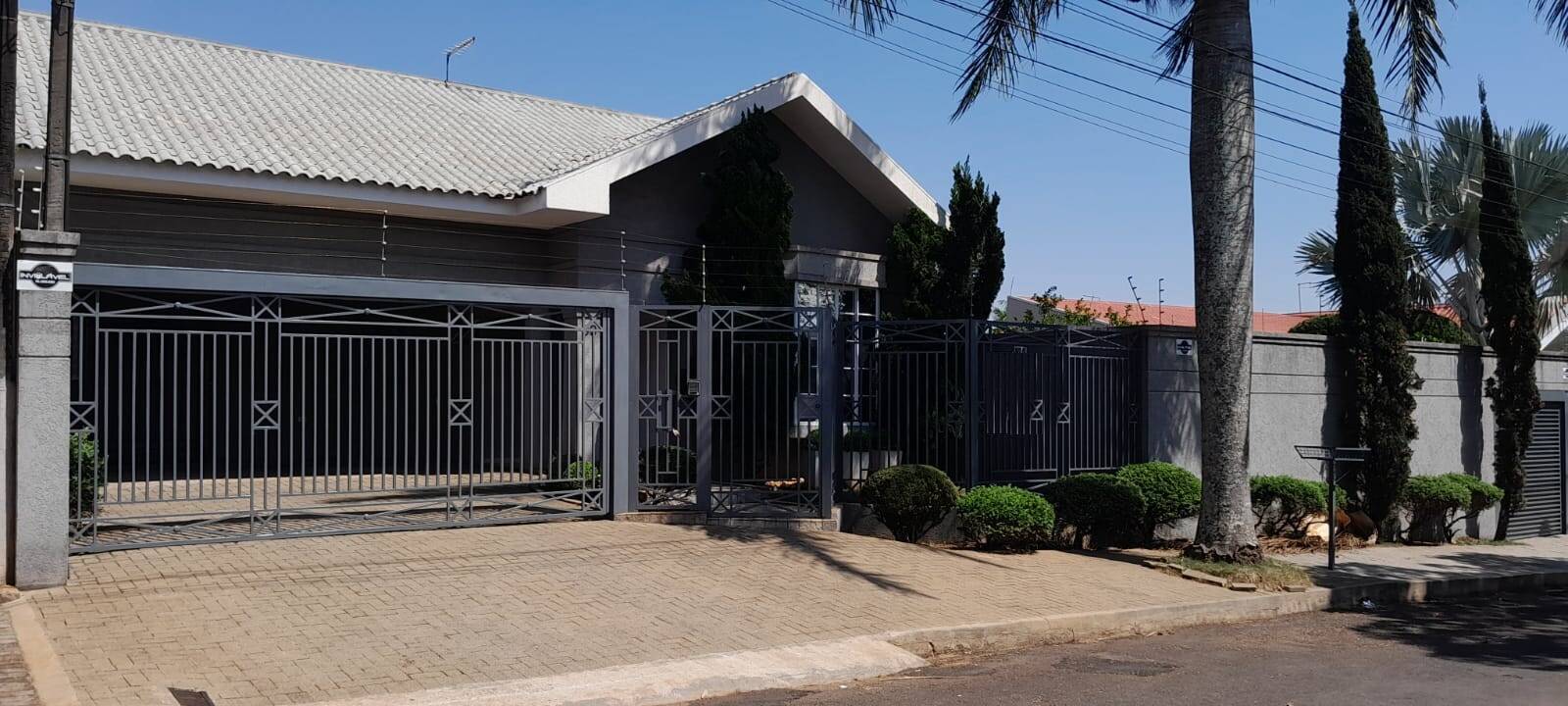 #5899 - Casa para Venda em Arapongas - PR