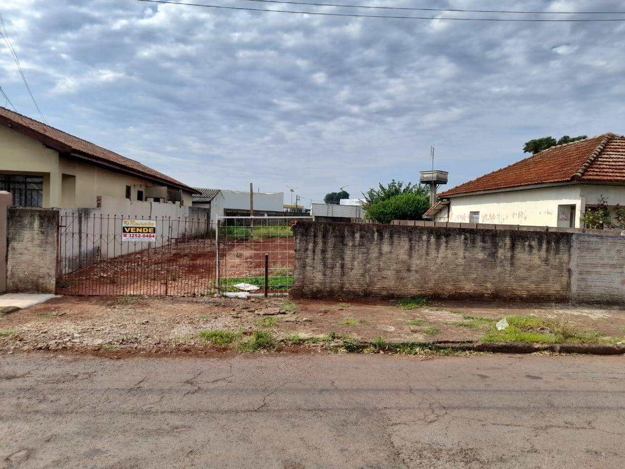 #5946 - Terreno para Venda em Arapongas - PR