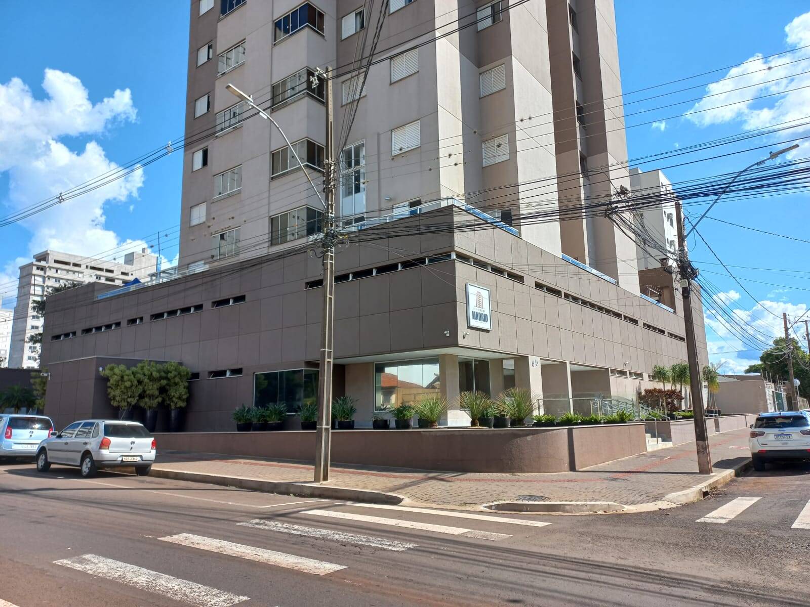 #6011 - Apartamento para Venda em Arapongas - PR