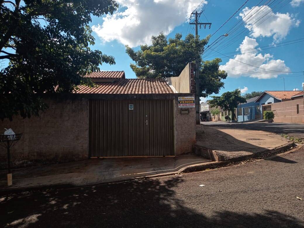 #6147 - Casa para Venda em Arapongas - PR
