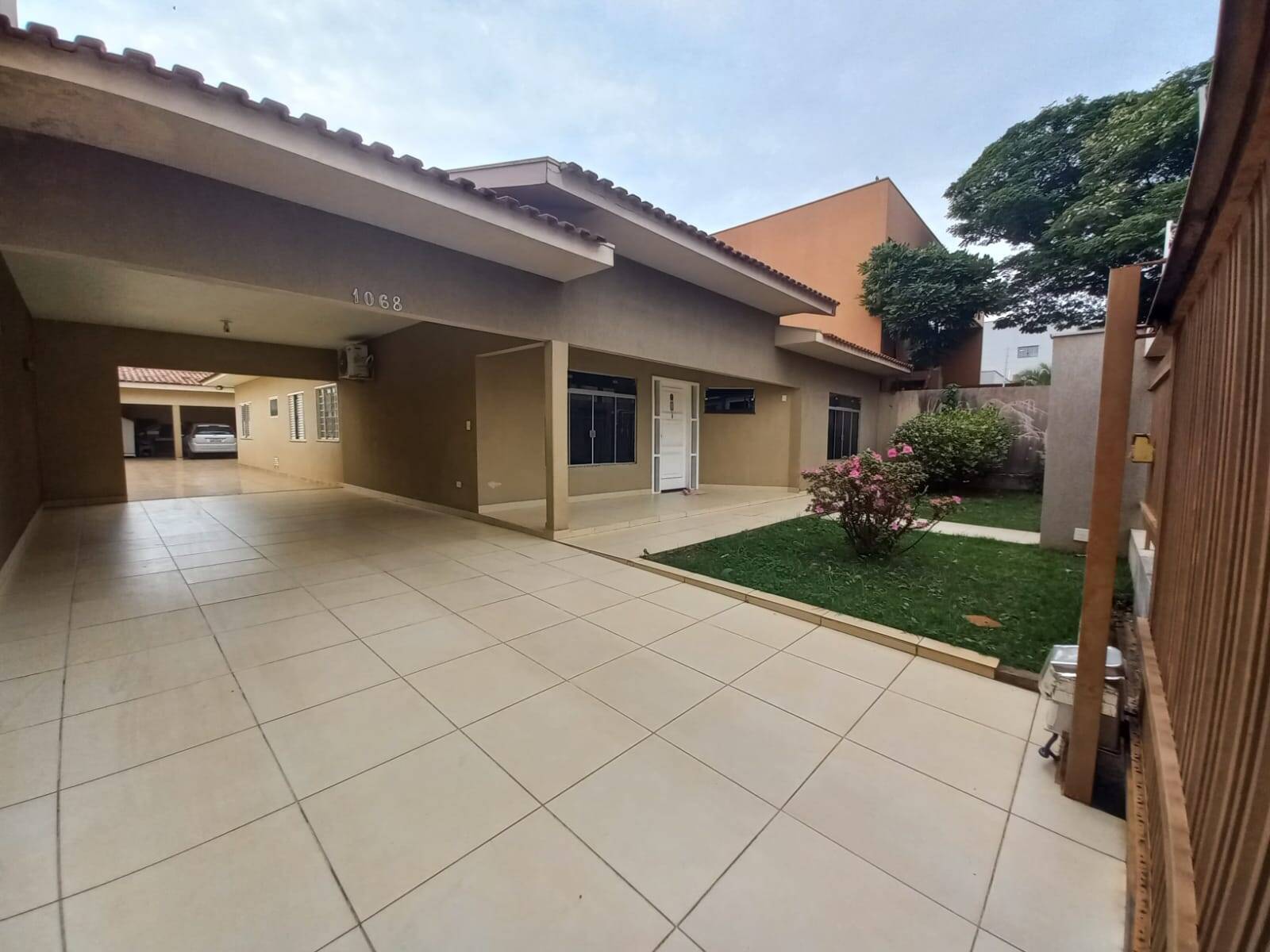 #6242 - Casa para Venda em Arapongas - PR