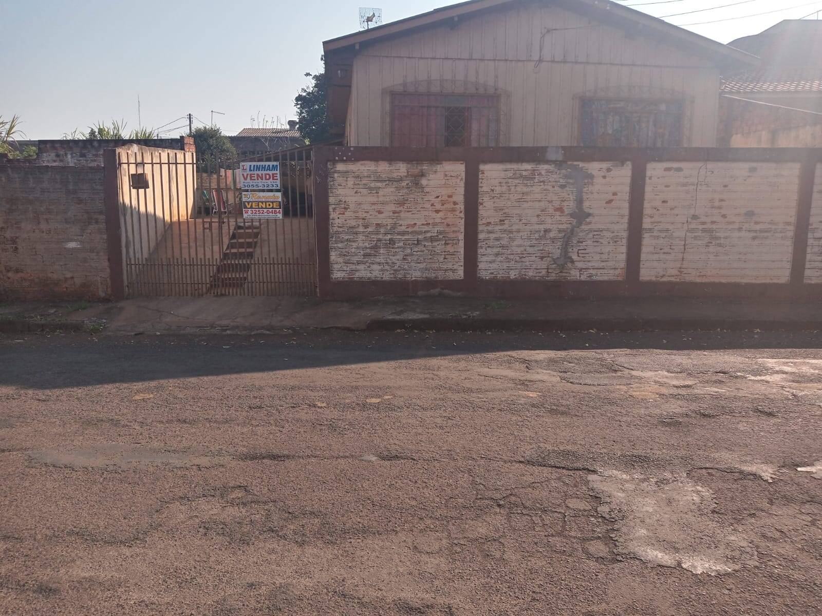 #6256 - Casa para Venda em Arapongas - PR