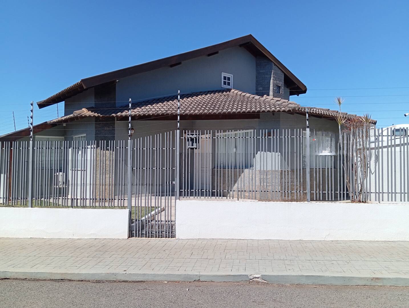 #6274 - Casa para Venda em Arapongas - PR