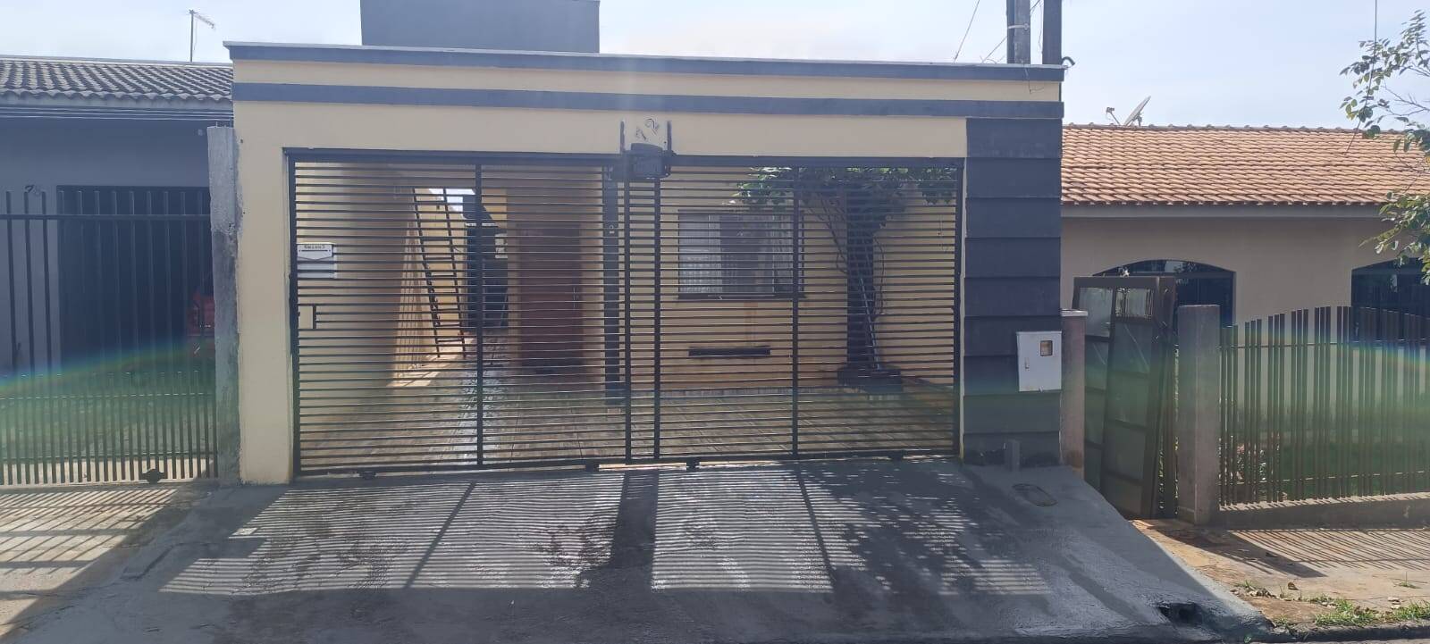 #6302 - Casa para Venda em Arapongas - PR