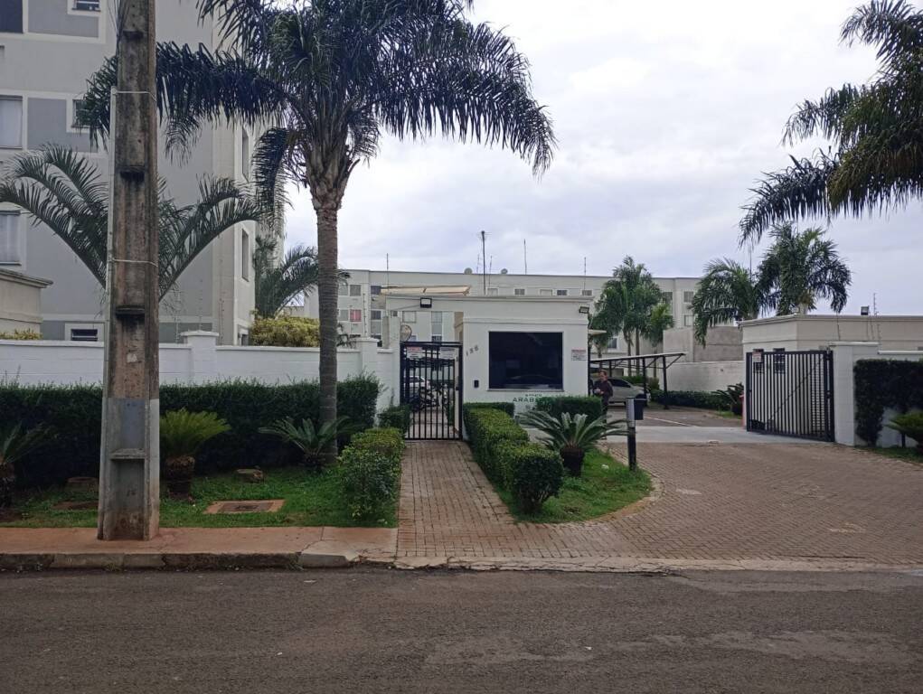 #6373 - Apartamento para Venda em Arapongas - PR