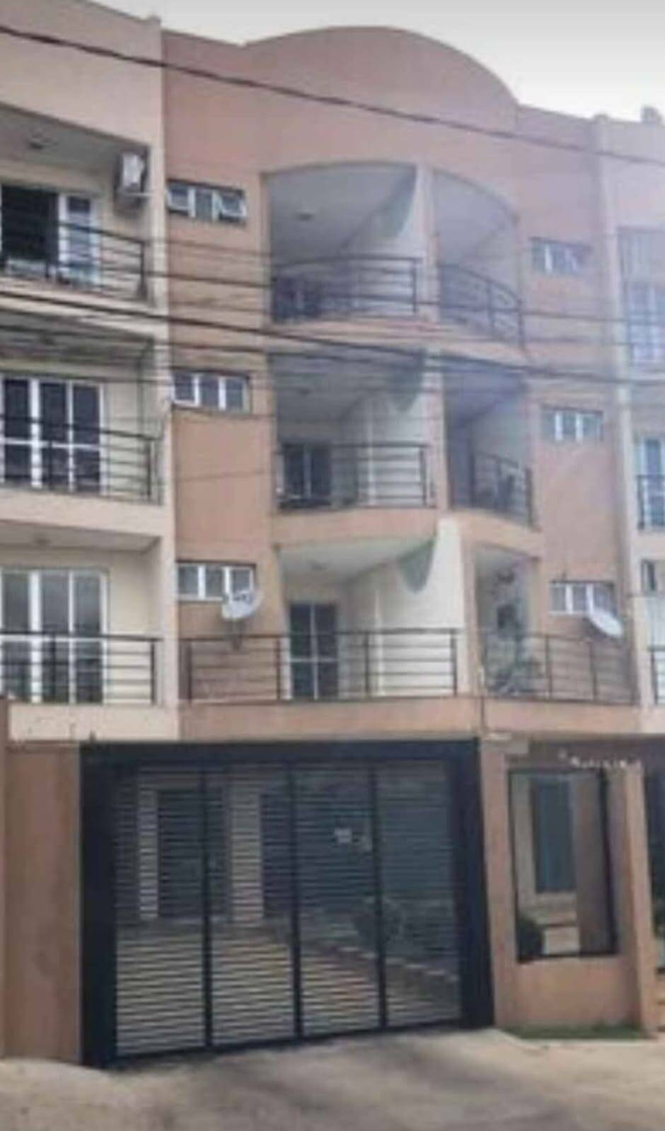 #6430 - Apartamento para Venda em Arapongas - PR