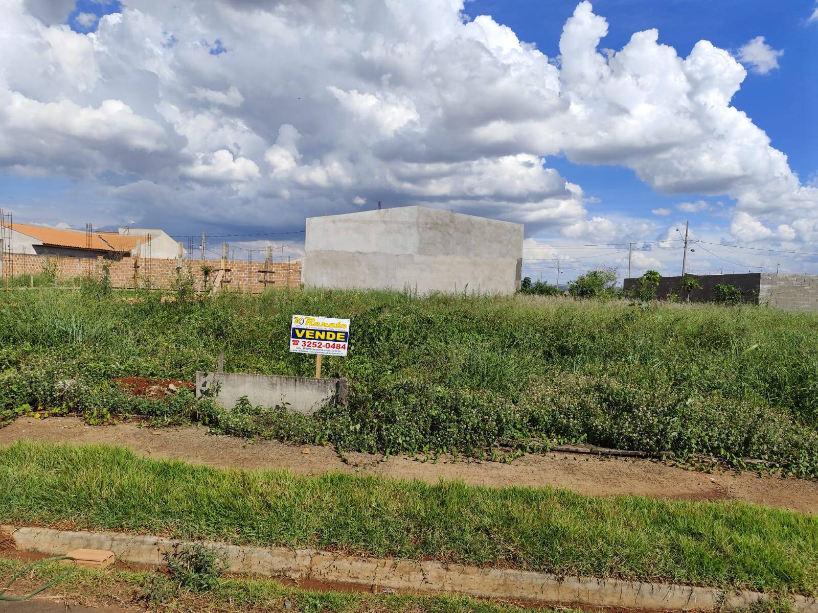 #6494 - Terreno para Venda em Arapongas - PR