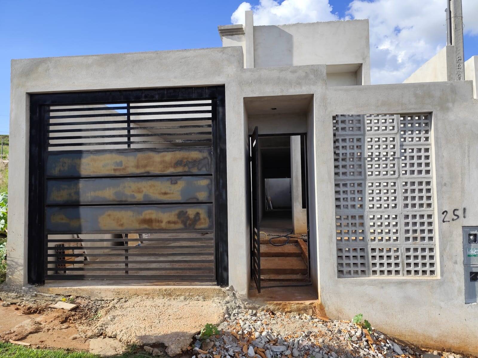 #6518 - Casa para Venda em Arapongas - PR