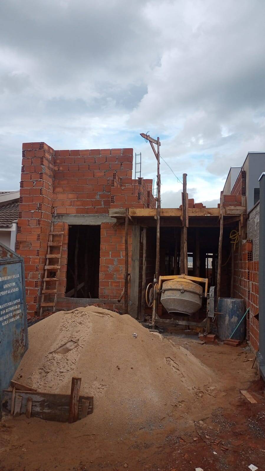 #6541 - Casa para Venda em Arapongas - PR