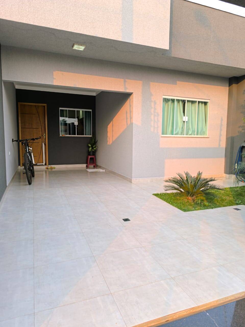 #6542 - Casa para Venda em Arapongas - PR