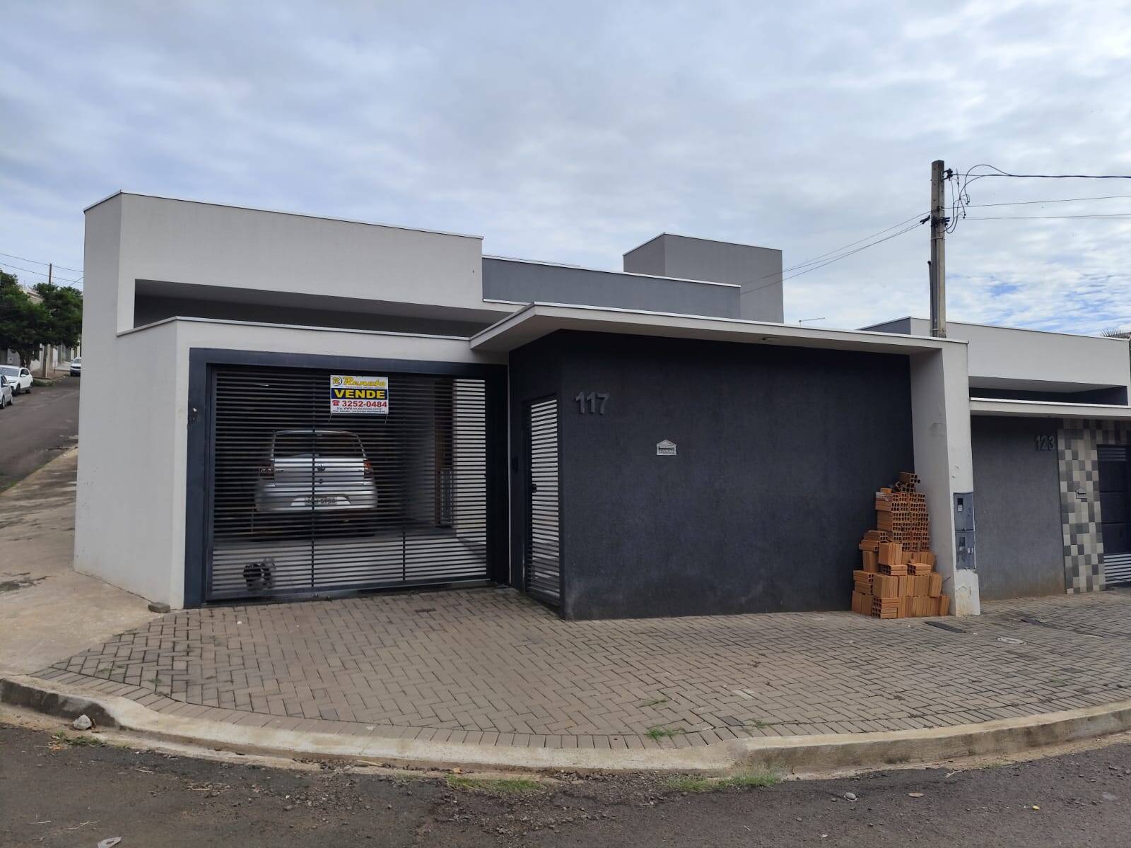 #6561 - Casa para Venda em Arapongas - PR