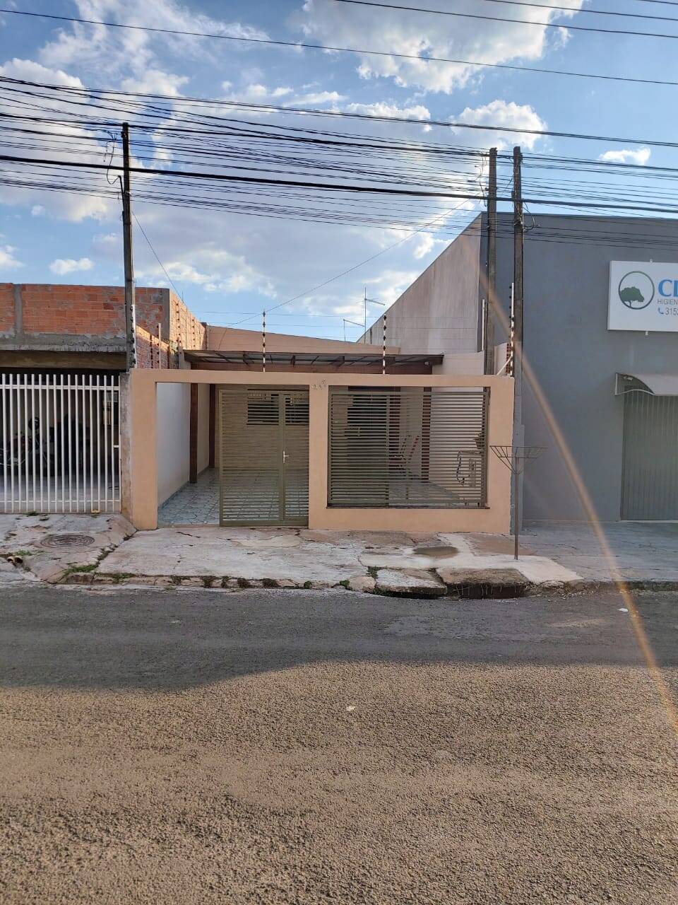 #6759 - Casa para Venda em Arapongas - PR
