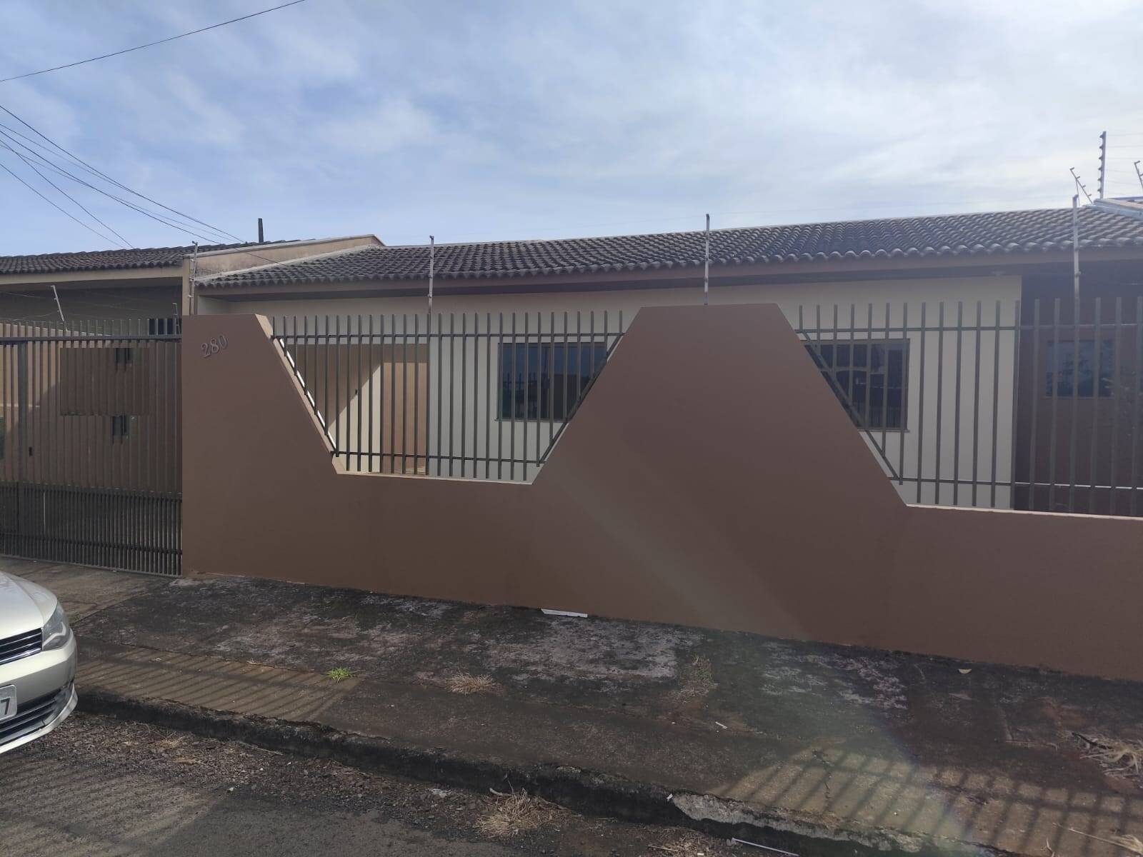 #6765 - Casa para Venda em Arapongas - PR