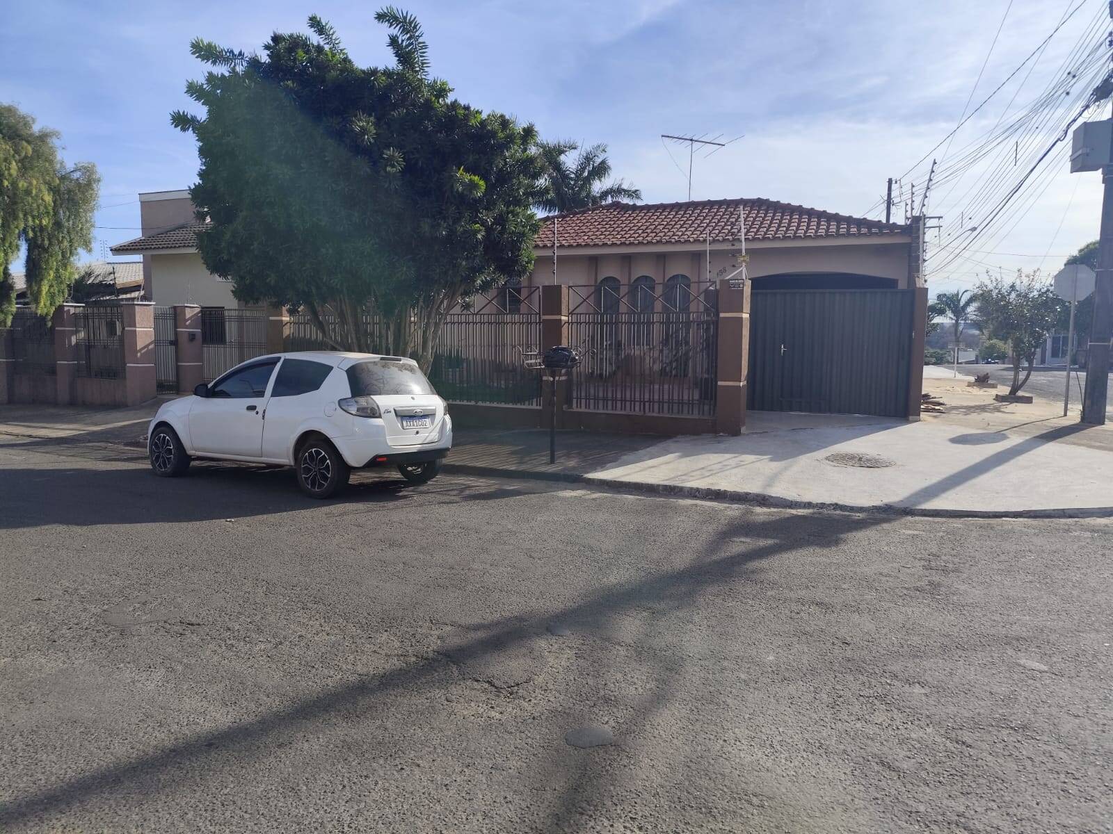 #6782 - Casa para Venda em Arapongas - PR