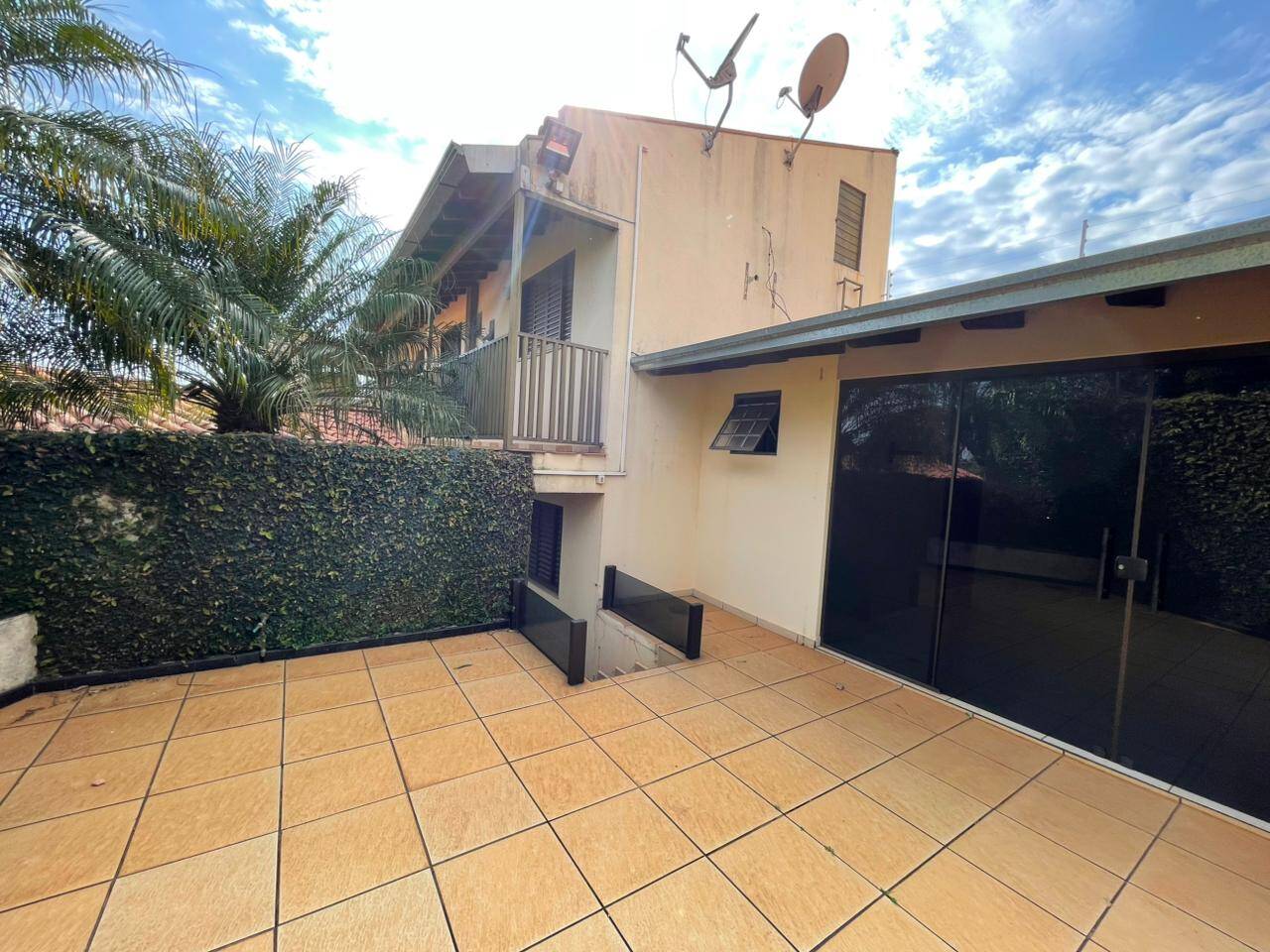 #6793 - Sobrado para Venda em Arapongas - PR