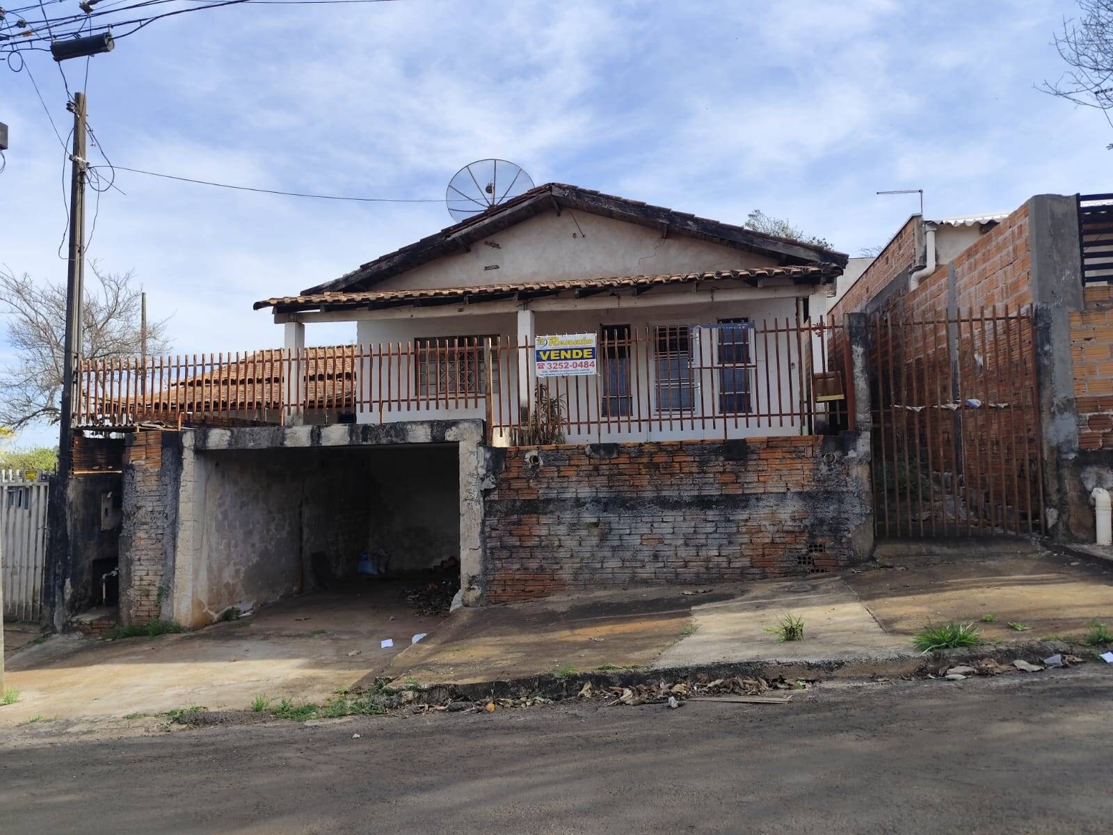 #6794 - Casa para Venda em Arapongas - PR