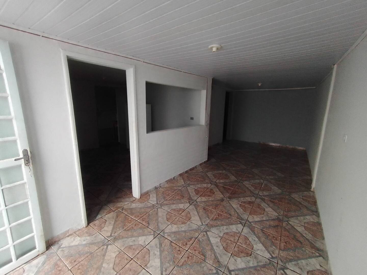 #6821 - Casa para Locação em Arapongas - PR