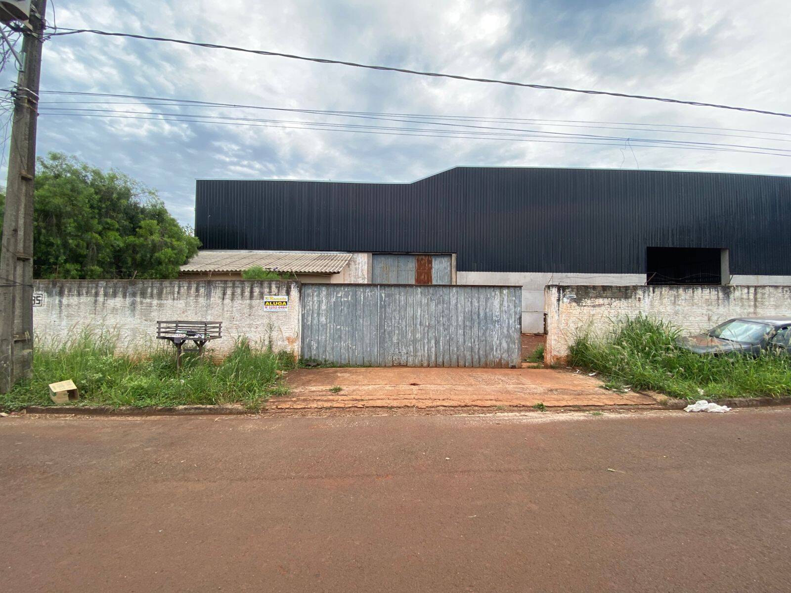 #6926 - Barracão para Locação em Arapongas - PR