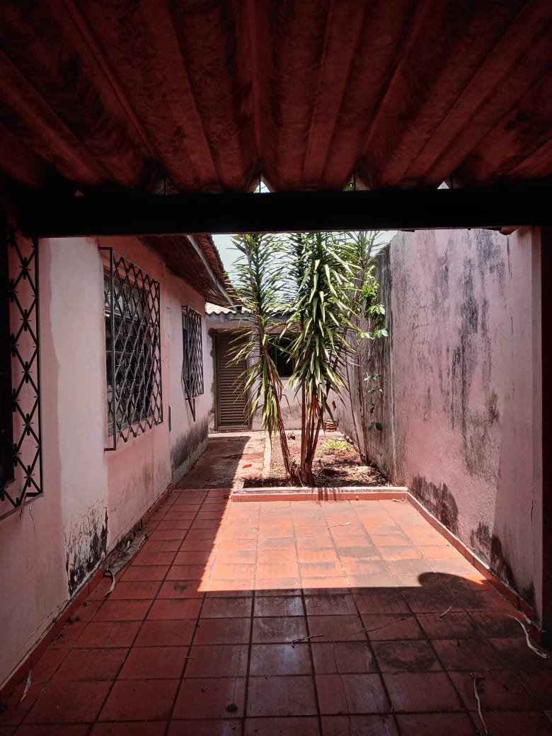 #6939 - Casa para Venda em Arapongas - PR