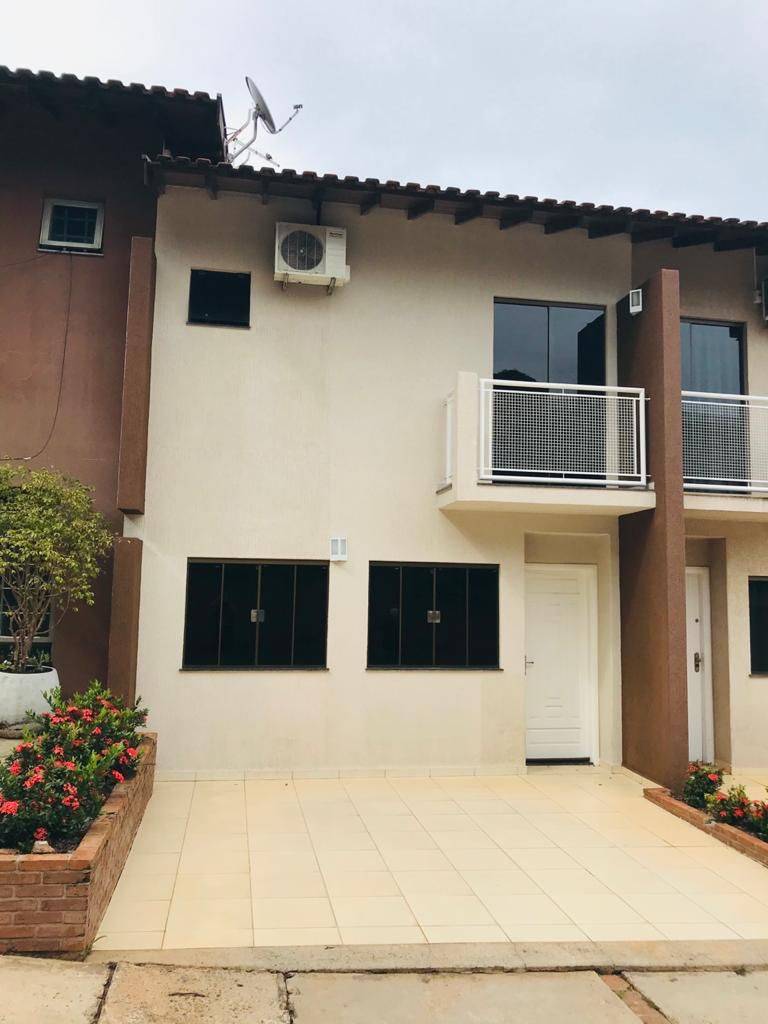 #6945 - Sobrado para Venda em Arapongas - PR