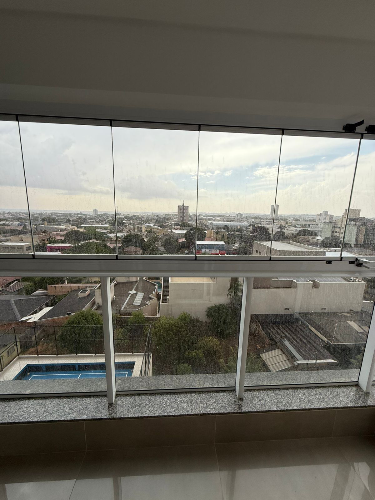 #6948 - Apartamento para Venda em Arapongas - PR