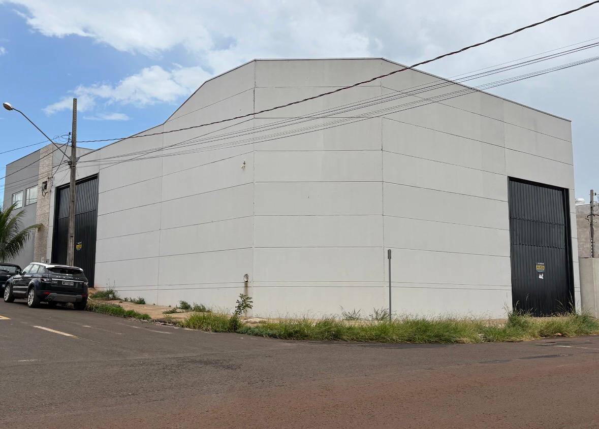 #7006 - Barracão para Locação em Arapongas - PR