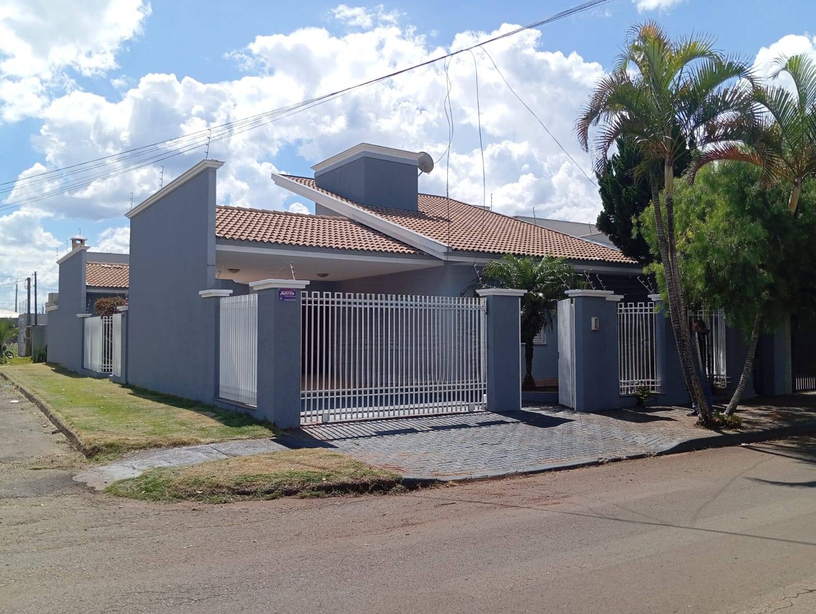 #7005 - Casa para Venda em Arapongas - PR