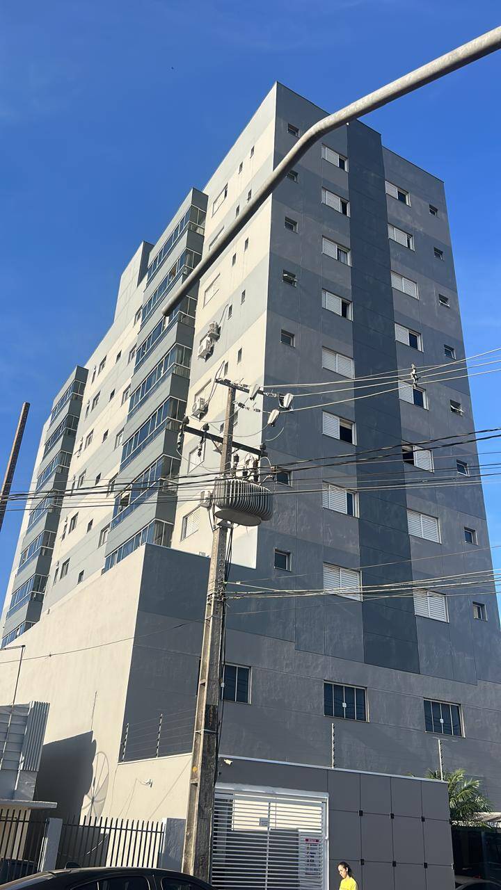 #7016 - Apartamento para Venda em Arapongas - PR