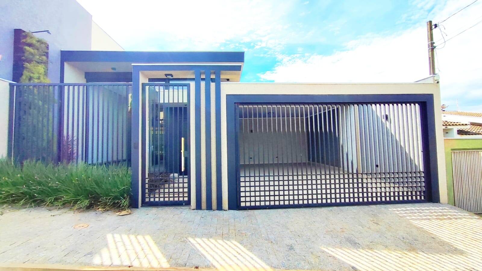 #7104 - Casa para Venda em Arapongas - PR