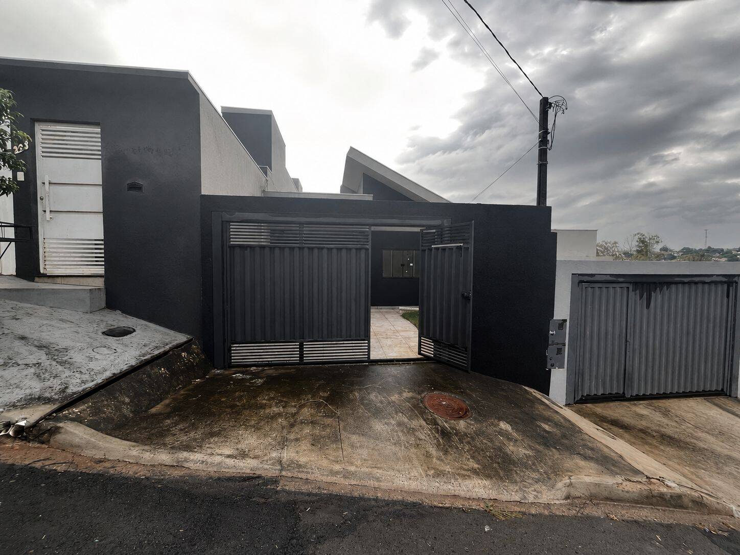 #7117 - Casa para Locação em Arapongas - PR