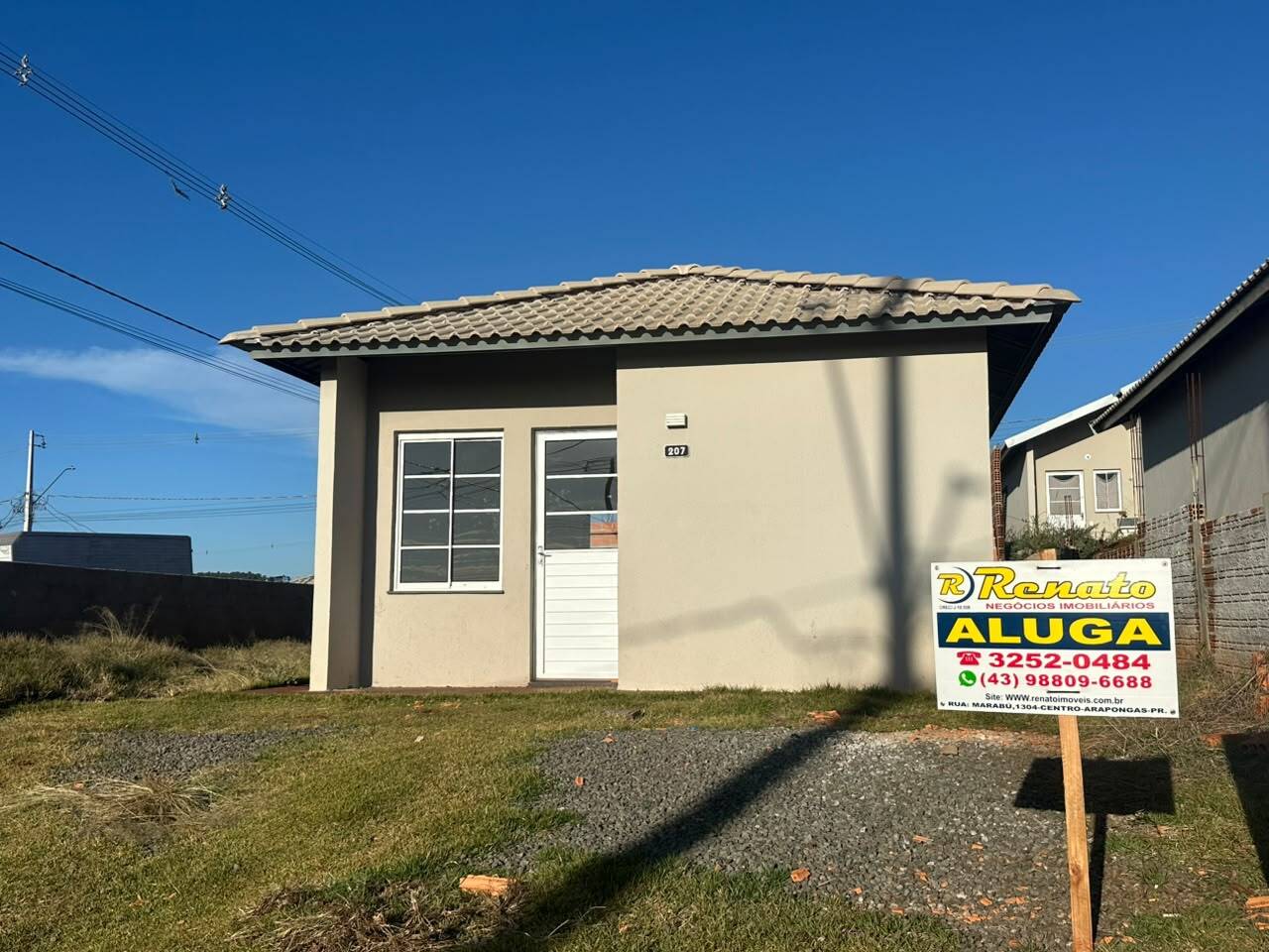#7139 - Casa para Locação em Arapongas - PR