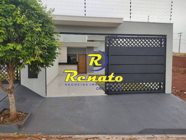 #4411 - Casa para Venda em Arapongas - PR