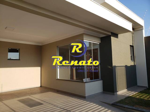 #4547 - Casa para Venda em Arapongas - PR