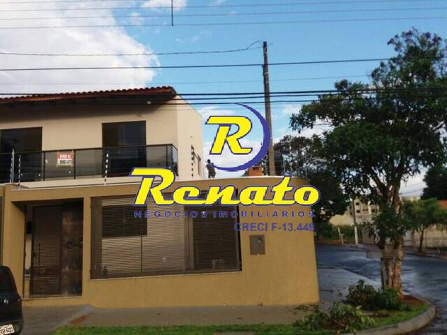 #4642 - Casa para Venda em Arapongas - PR