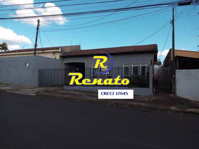 #5693 - Casa para Venda em Arapongas - PR