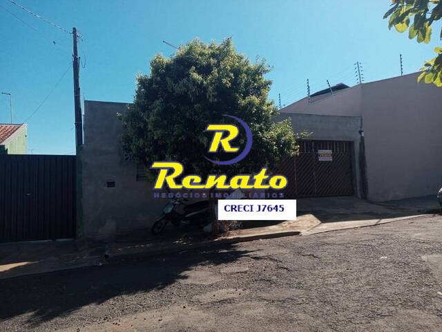 #5983 - Casa para Venda em Arapongas - PR