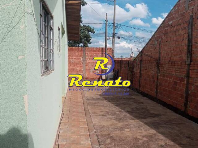 #6147 - Casa para Venda em Arapongas - PR